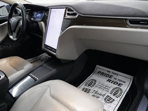 Used 2015 Tesla Model S 85D AWD/4WD image 39