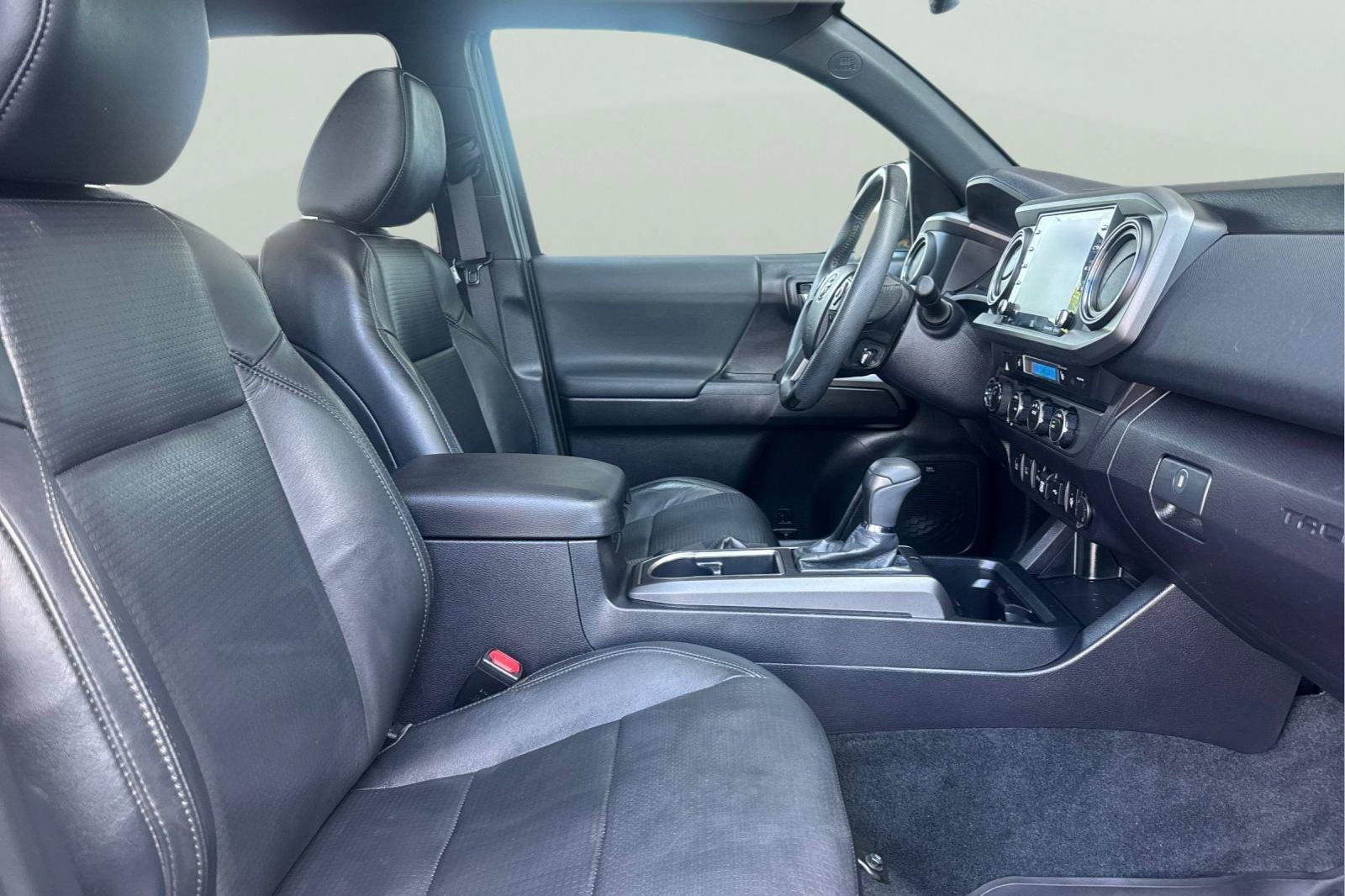 Certified 2021 Toyota Tacoma TRD Sport w/ TRD Premium Sport Package AWD/4WD image 20