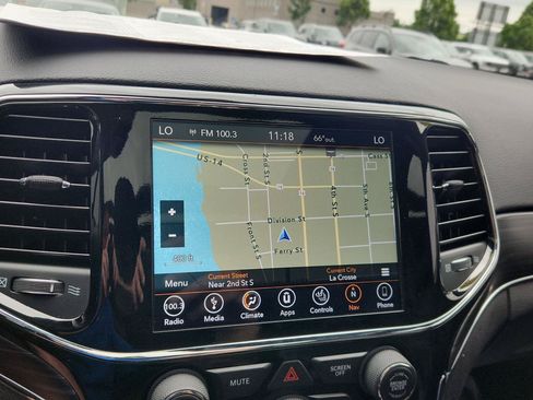 Used 2019 Jeep Grand Cherokee Limited w/ Luxury Group II AWD/4WD image 21
