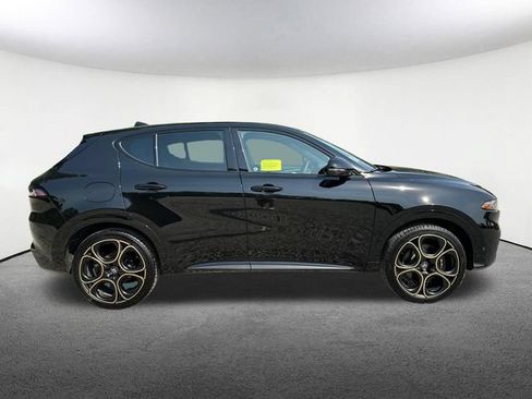 Used 2025 Alfa Romeo Tonale AWD/4WD image 15