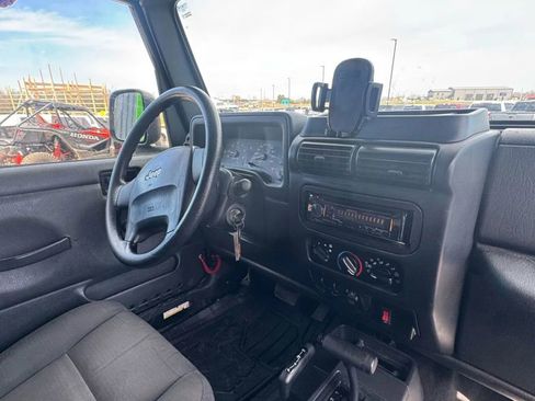Used 2006 Jeep Wrangler X image 18