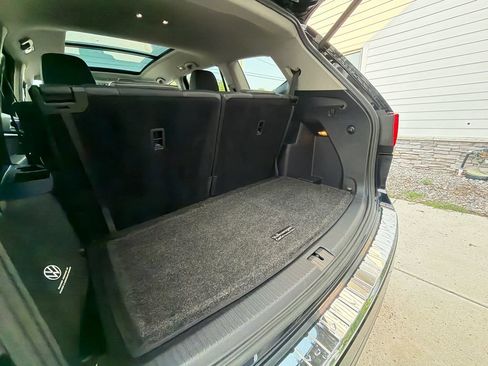 Used 2023 Volkswagen Atlas SEL AWD/4WD image 53