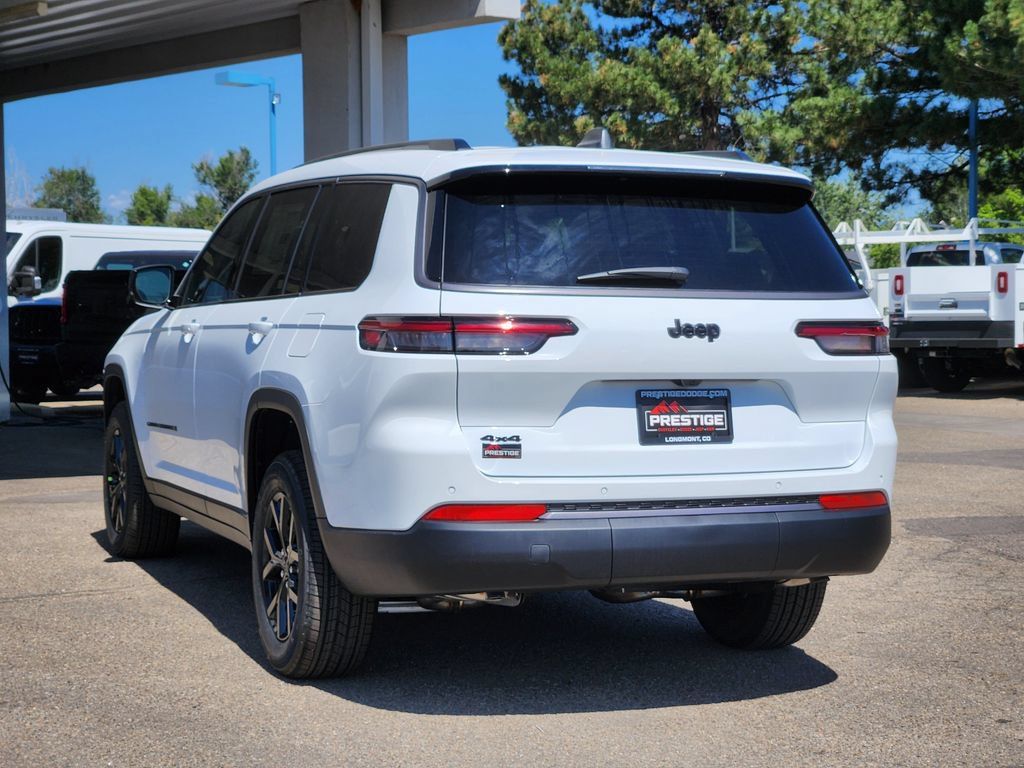 New 2026 Jeep Grand Cherokee L 4WD image 3