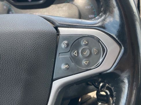 Used 2022 Chevrolet Colorado LT w/ Fleet Safety Package AWD/4WD image 17