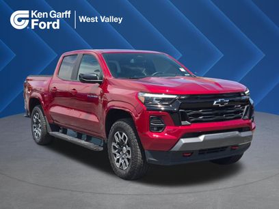 Used 2023 Chevrolet Colorado Z71 w/ Z71 Convenience Package 2