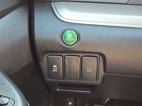 Used 2016 Honda CR-V SE image 16
