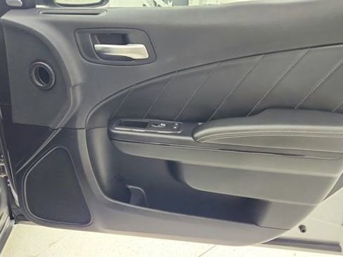 Used 2017 Dodge Charger SXT w/ Plus Group RWD image 23