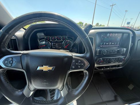 Used 2018 Chevrolet Silverado 1500 LT w/ Texas Edition image 12