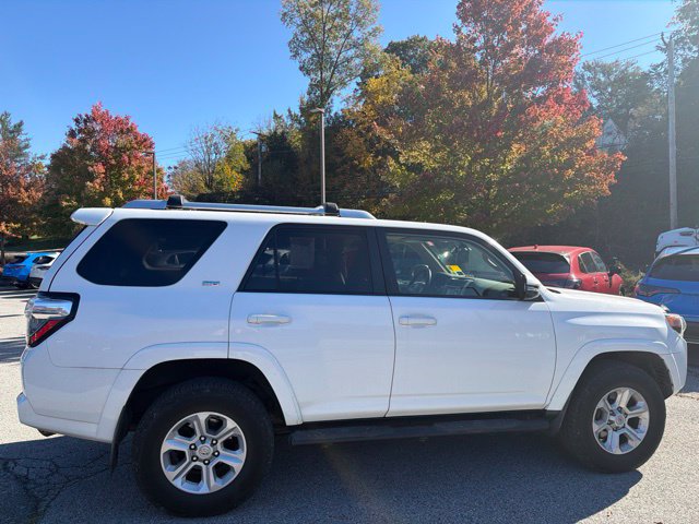 Used 2018 Toyota 4Runner SR5 Premium AWD/4WD image 10
