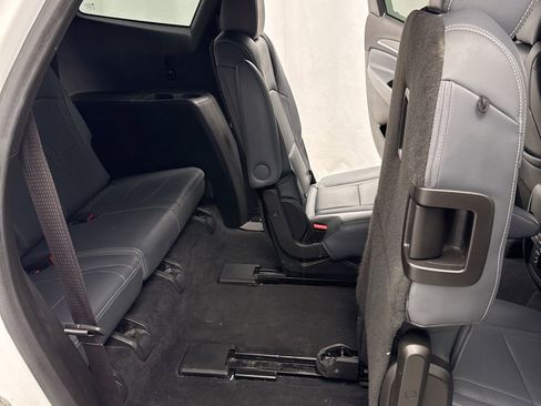 Used 2022 Buick Enclave Essence w/ Trailering Package, 5000 lbs. image 36