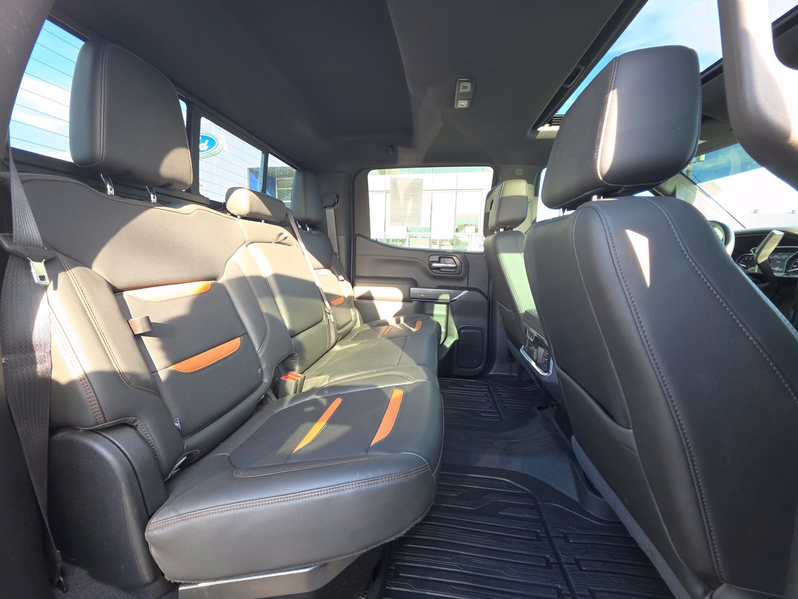 Used 2019 GMC Sierra 1500 AT4 w/ AT4 Premium Package AWD/4WD image 34
