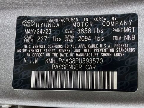 Used 2023 Hyundai Elantra Limited FWD image 34