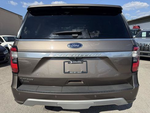 Used 2018 Ford Expedition Platinum AWD/4WD image 10