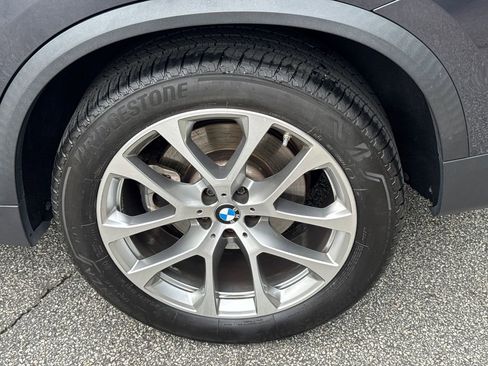 Used 2022 BMW X5 sDrive40i w/ Premium Package RWD image 19