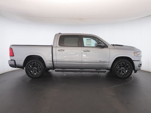 Used 2025 RAM 1500 Laramie w/ Sport Appearance Package AWD/4WD image 20