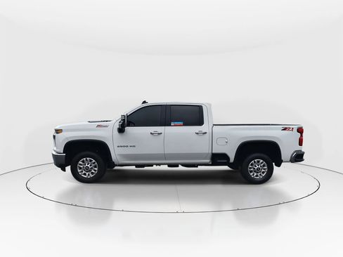 Used 2020 Chevrolet Silverado 2500 LT w/ Convenience Package image 5