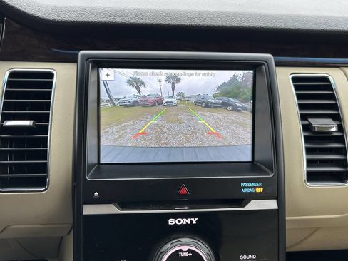 Used 2018 Ford Flex Limited w/ Equipment Group 303A image 5