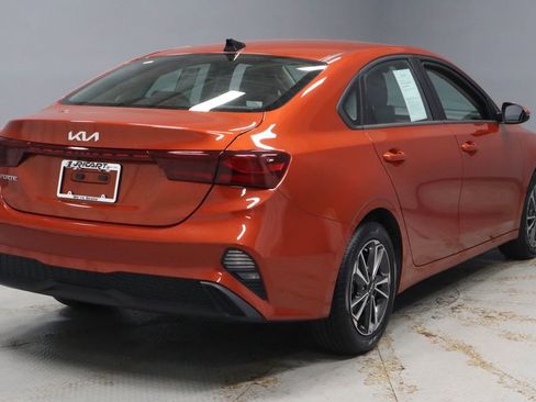 Used 2023 Kia Forte LXS w/ LXS Technology Package FWD image 11