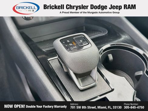 Used 2024 Nissan Rogue SV FWD image 27