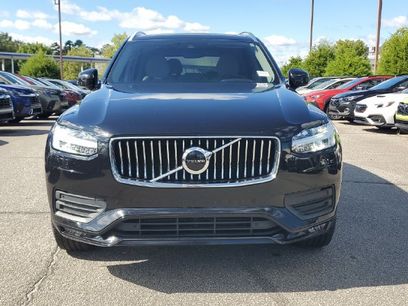Used 2021 Volvo XC90 T5 Momentum w/ Climate Package