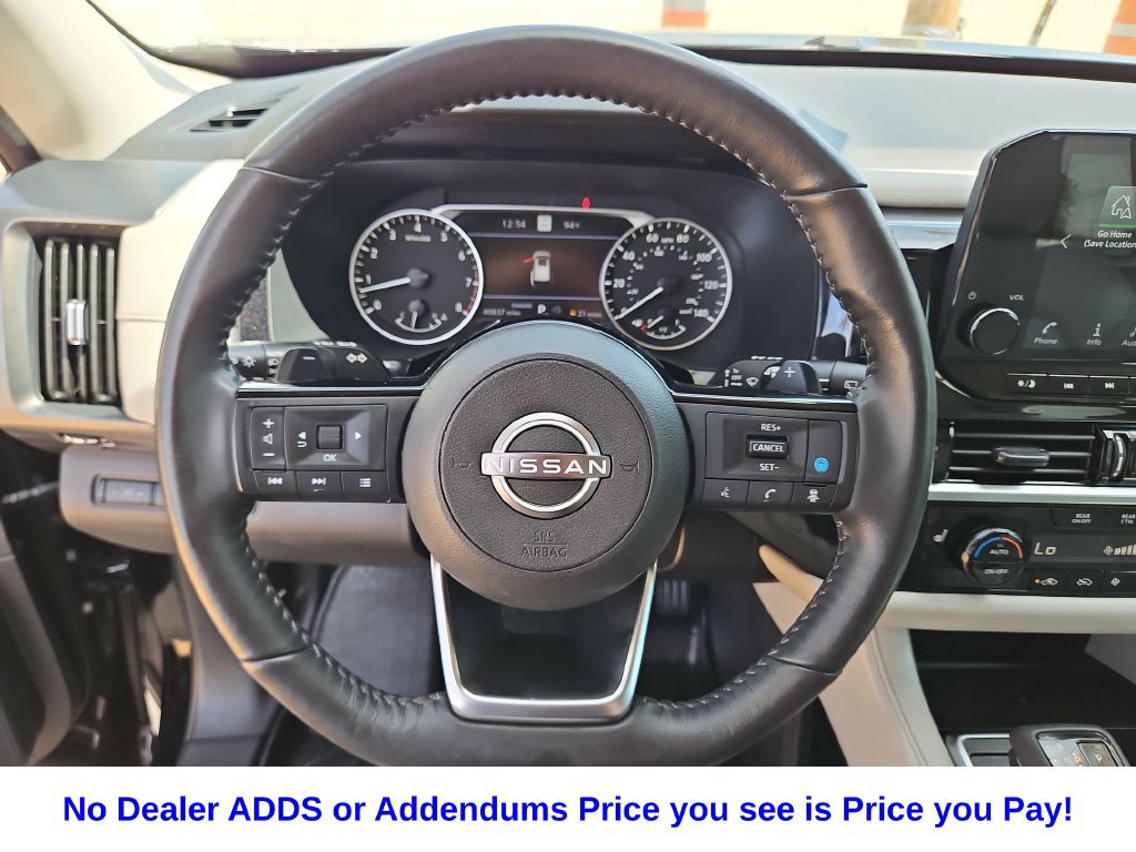Used 2023 Nissan Pathfinder SL w/ Black Appearance Package FWD image 26