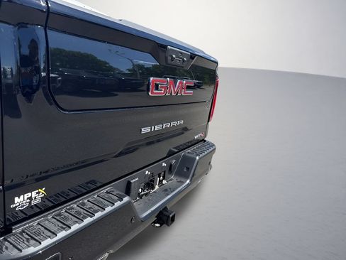 New 2026 GMC Sierra 1500 AT4 w/ AT4 Premium Package AWD/4WD image 33