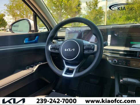 New 2026 Kia K5 LXS FWD image 19