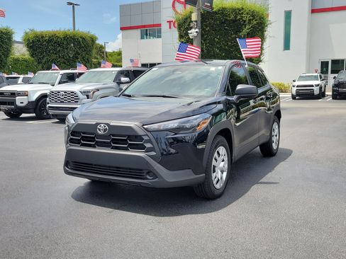 Used 2026 Toyota Corolla Cross L FWD image 5