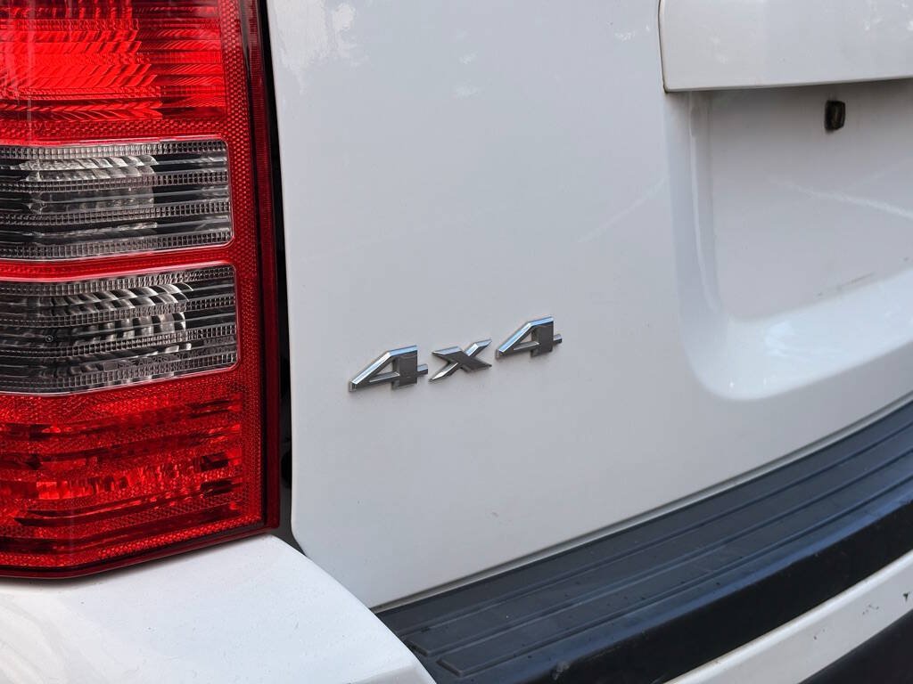 Used 2012 Jeep Patriot Latitude AWD/4WD image 9