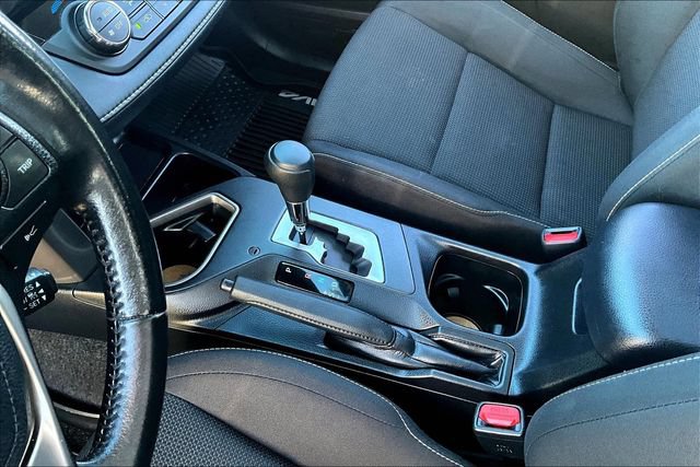 Used 2018 Toyota RAV4 XLE AWD/4WD image 16