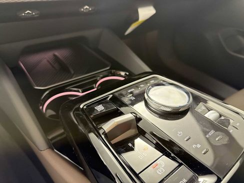 New 2027 BMW 530i xDrive AWD/4WD image 16