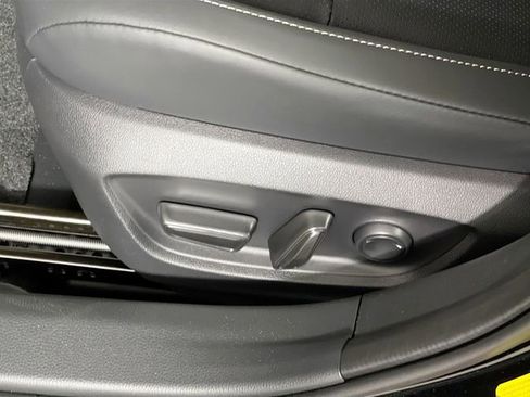 New 2026 Toyota Prius Limited image 13