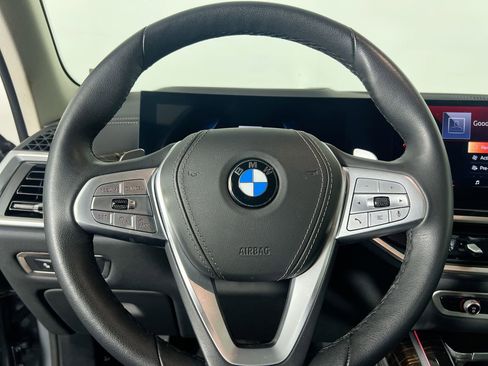 Used 2026 BMW X7 xDrive40i AWD/4WD image 15
