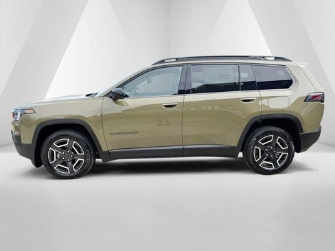 New 2026 Jeep Cherokee Laredo AWD/4WD image 4