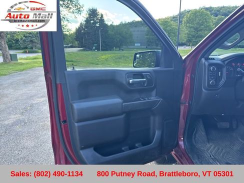 Used 2020 Chevrolet Silverado 1500 Custom Trail Boss w/ Custom Convenience Package AWD/4WD image 12