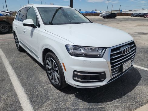 Used 2018 Audi Q7 2.0T Premium Plus w/ Premium Plus Package AWD/4WD image 2