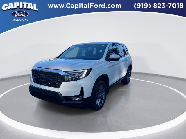 Used 2023 Honda Passport EX-L image 4