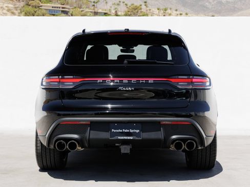Certified 2025 Porsche Macan AWD/4WD image 6