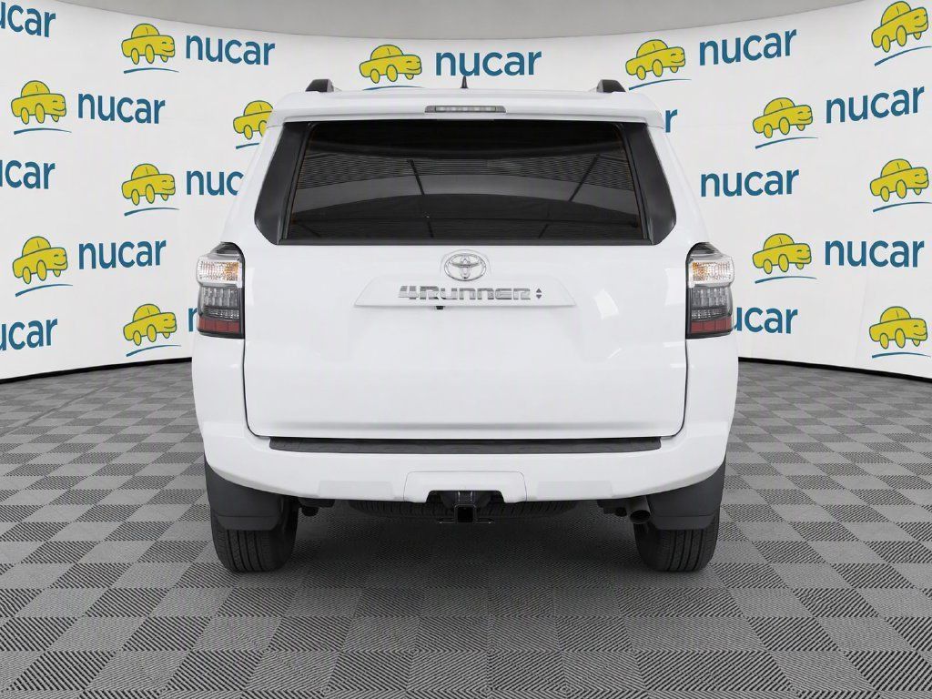 Used 2024 Toyota 4Runner SR5 AWD/4WD image 6