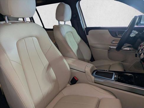 Certified 2024 Mercedes-Benz EQB 250+ image 20