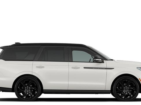 New 2027 Lincoln Navigator Black Label AWD/4WD image 13