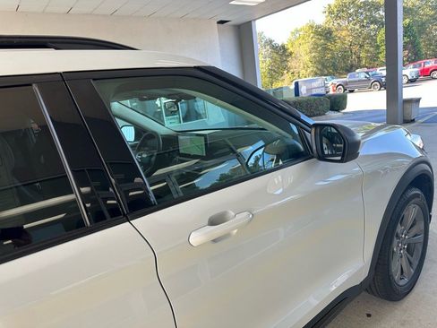 New 2026 Ford Explorer Active w/ Active Comfort Package image 7