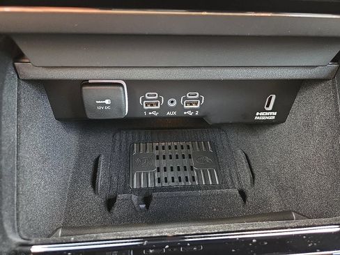 New 2026 Jeep Grand Wagoneer Summit w/ Premium Group III AWD/4WD image 19
