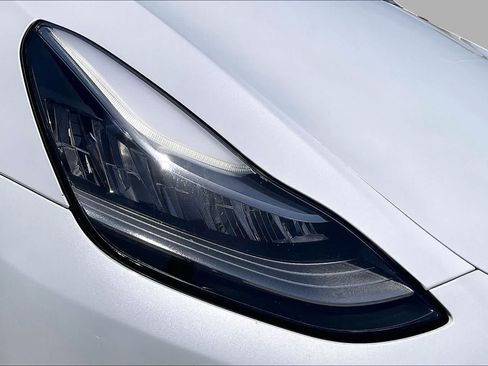 Used 2023 Tesla Model Y AWD image 25