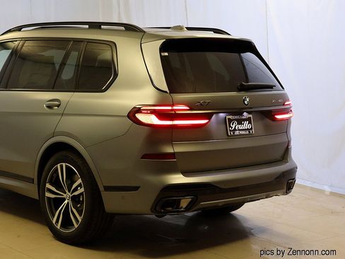 Used 2027 BMW X7 xDrive40i w/ Executive Package AWD/4WD image 8