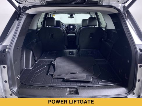 Certified 2021 Chevrolet Traverse RS AWD/4WD image 16