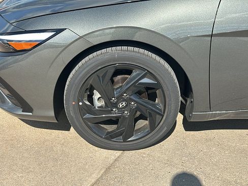New 2026 Hyundai Elantra N Line FWD image 3