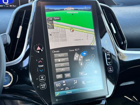 Certified 2022 Toyota Prius Prime XLE image 25