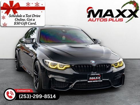 Used 2018 BMW M4 Coupe image 1