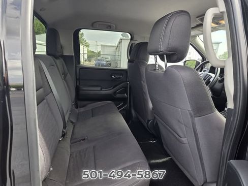 Used 2023 Nissan Frontier SV w/ SV Convenience Package RWD image 16